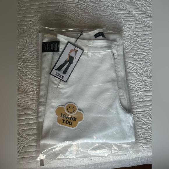 BCBG generation. High rise trouser. Size 7/28 - Picture 13 of 13